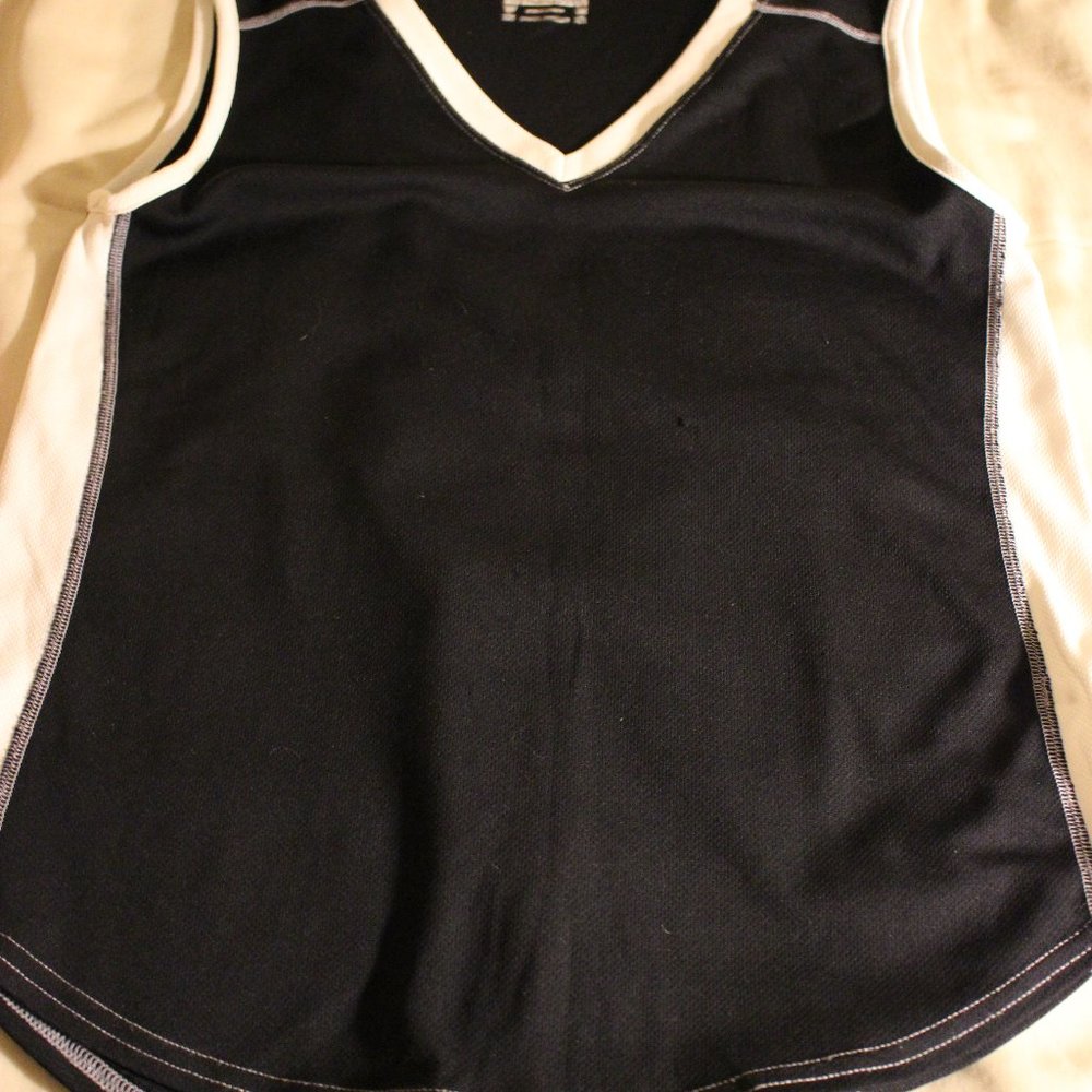 2/10$ Lululemon Sleeveless Top Small